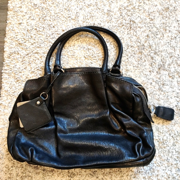 Leather D&G bag like new - Picture 2 of 11